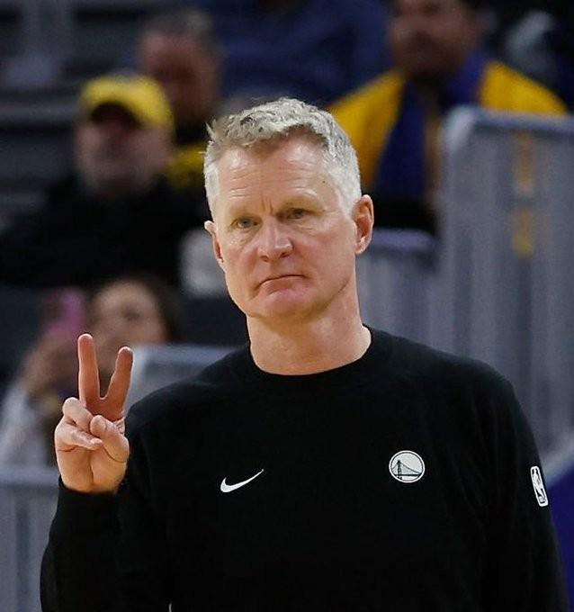 金福彩票-四冠教头将离队?记者:这可能是科尔执教勇士的最后一赛季