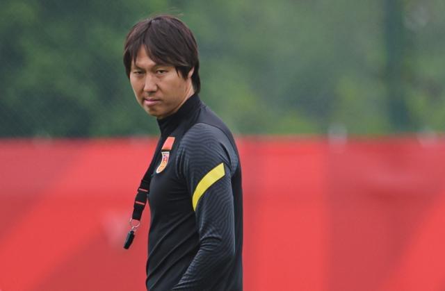 竞彩足球-【体坛热搜】国足的战略与战术：我们交了哪些学费？