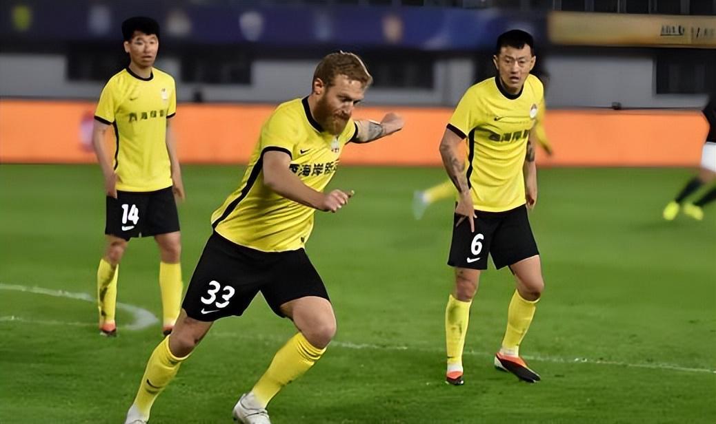 双色球-郑智本赛季带领青岛西海岸的成绩，能否超越邵佳一，引发热议